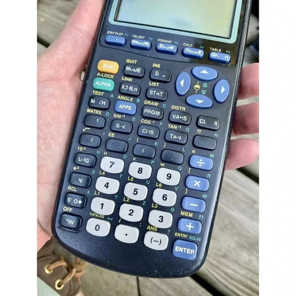 Texas Instruments TI-83 Plus Graphing Calculator No Cover Black - WORKS Tested - Picture 2 of 3